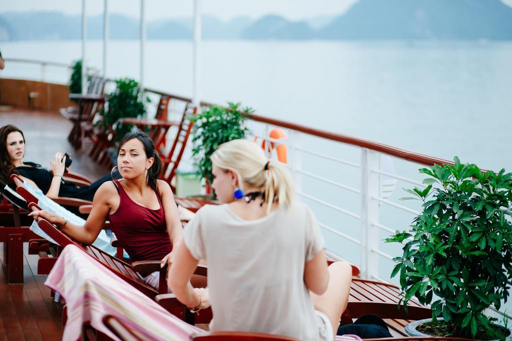 Cristina Diamond Cruise Hotell Ha Long Rom bilde