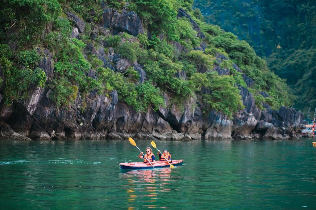 Cristina Diamond Cruise Hotell Ha Long Rom bilde